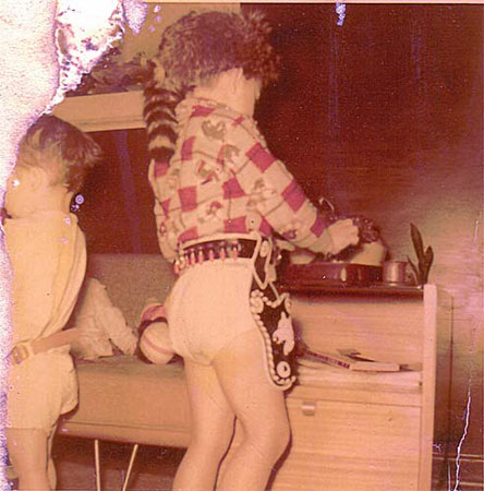 Colin,-raccoon-hat,-xmas-52