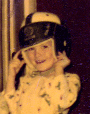 Scott,-football-helmet,-195